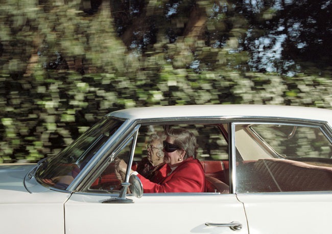 Women racing southwest at 41 mph along 26th Street near the Riviera Country Club, Pacific Palisades, California, at 1:14 p.m. on a Tuesday in February 1997