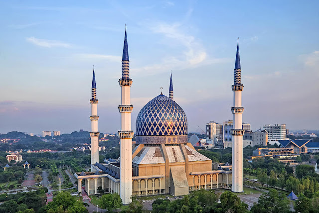 Pelaksanaan Solat Sunat Aidiladha Di Semua Masjid Dan Surau Di Selangor Adalah Secara 'First Come, First Serve'