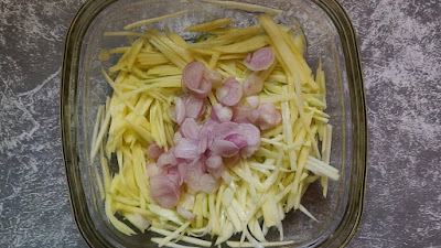 how to make thai raw mango salad at home