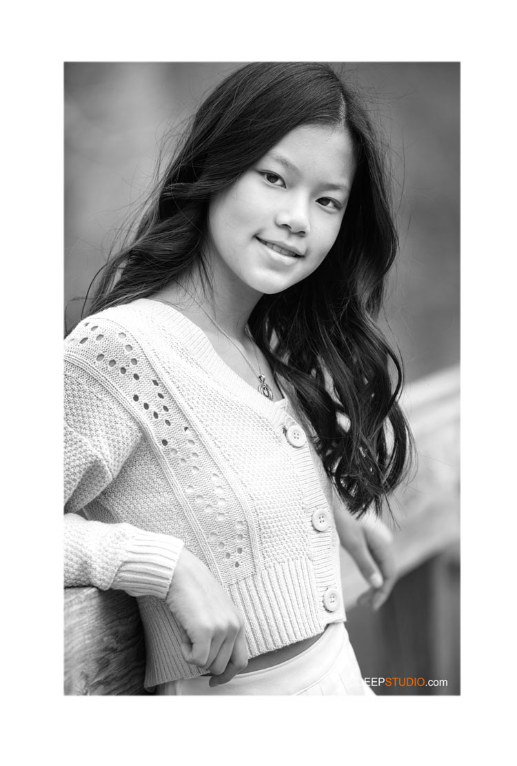 Modern Black and White Family Pictures for Teenage Girl by SudeepStudio.com Ann Arbor Family Portrait Photographer