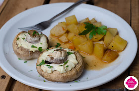 Champignons farcis et pommes de terre