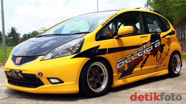  Modifikasi  Jazz  Gambar Modif Honda  Jazz  RS S JDM 