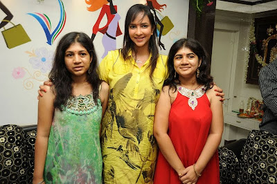 Vajra Showroom Opening By Manchu Lakshmi Stills Pics Photo Gallery film pics