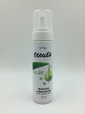 Mousse limpiador con aloe vera SKN Treats