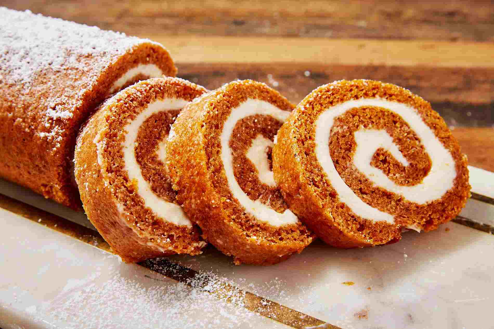 Easy and Delicious Pumpkin Roll Recipe ~ Easy-Recipes