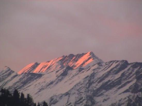 Mountains in winter - Manali