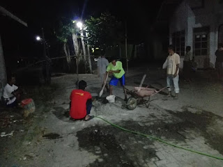 Gotong Royong Guyub Rukun, Penambalan Jalan Masuk Kampung KB Gumulan 