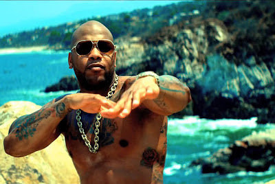 flo rida shirtless on beach