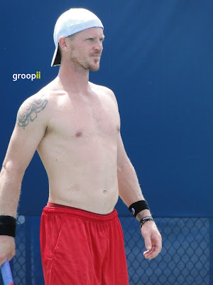 Alex Bogomolov Jr. Shirtless at Cincinnati Open 2011