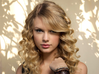 Taylor Swift Backgrounds on Taylor Swift Wallpapers   Taylor Swift   Zimbio