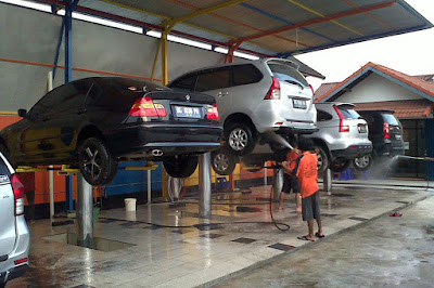 Giá cả cầu nâng xe rửa xe