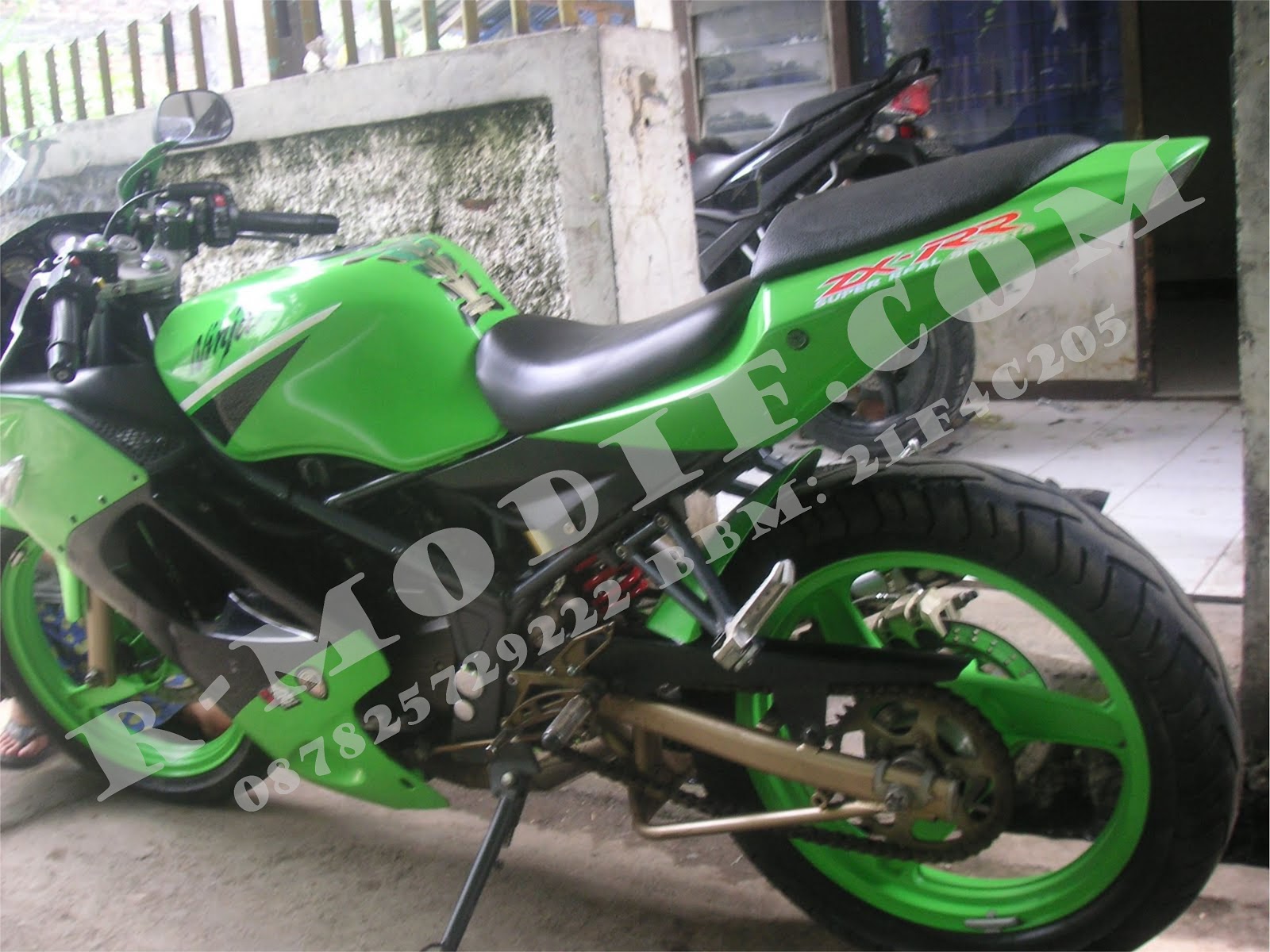 Aksesoris Asesoris Bodykit Ninja RR Modifikasi Regal Modifiers