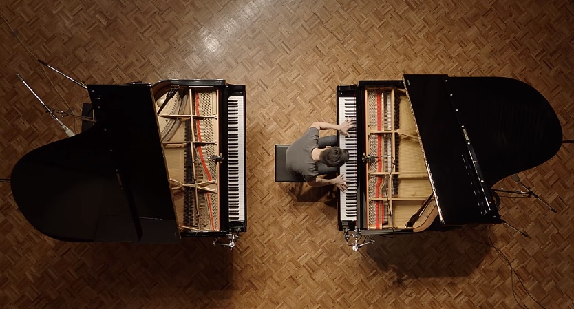 Brilliant Pianist Plays A One Note Piano In Latest Ad For Google Android - "Monotune"