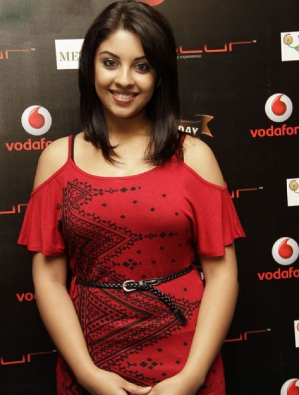 richa_gangopadhyay_new_hot_photo_stills%2B%25289%2529.jpg