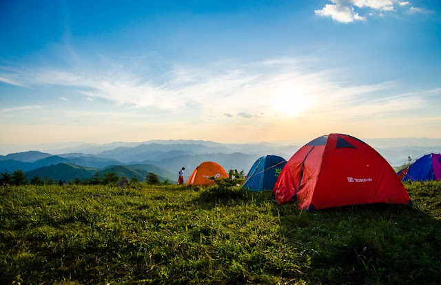 There's a camping gear store under the radar at Amazon