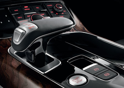 2011 Audi A8 Lux Interior