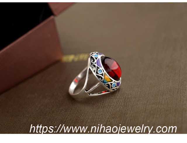 gemstones ring (red)