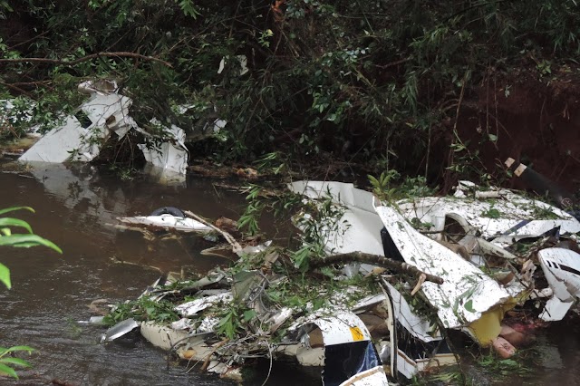 Queda de avião causa mortes entre Roncador e Mato Rico 