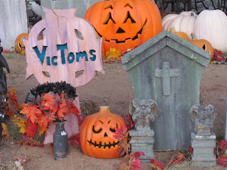 DIY Halloween tombstone