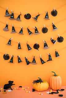 No Tricks! Halloween Countdown Calendar With Treats | ReviewThisReviews.com | OhHappyDay.com
