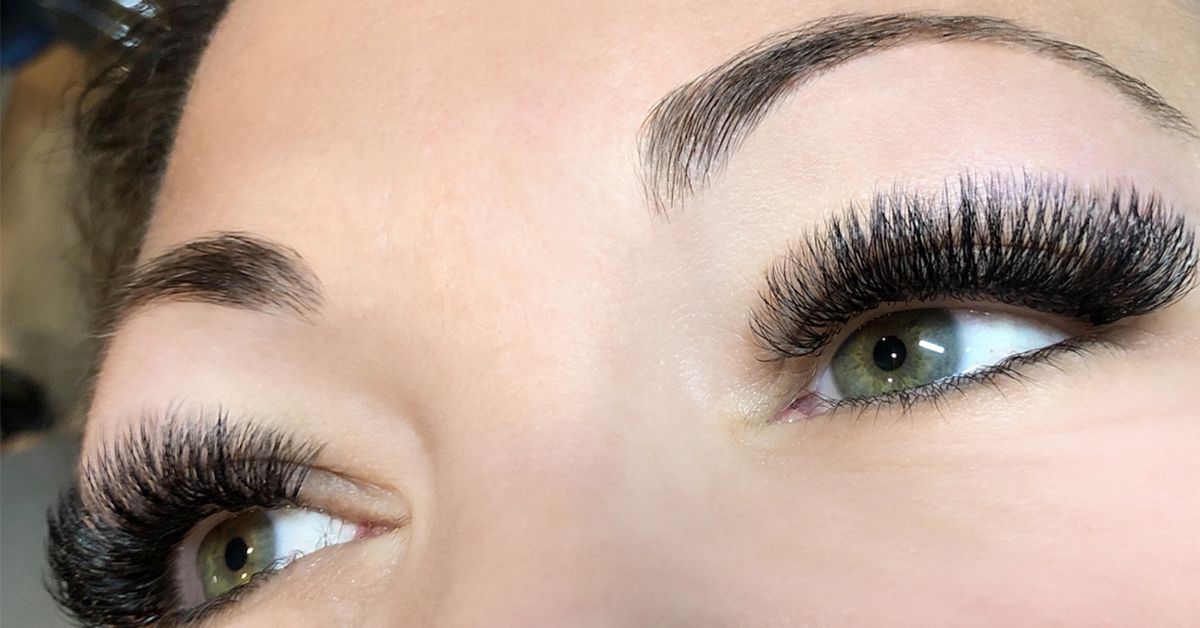 What are mink lashes and synthetic lashes