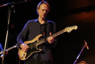 Tom Verlaine, the renowned guitarist and songwriter, has passed away at the age of 74