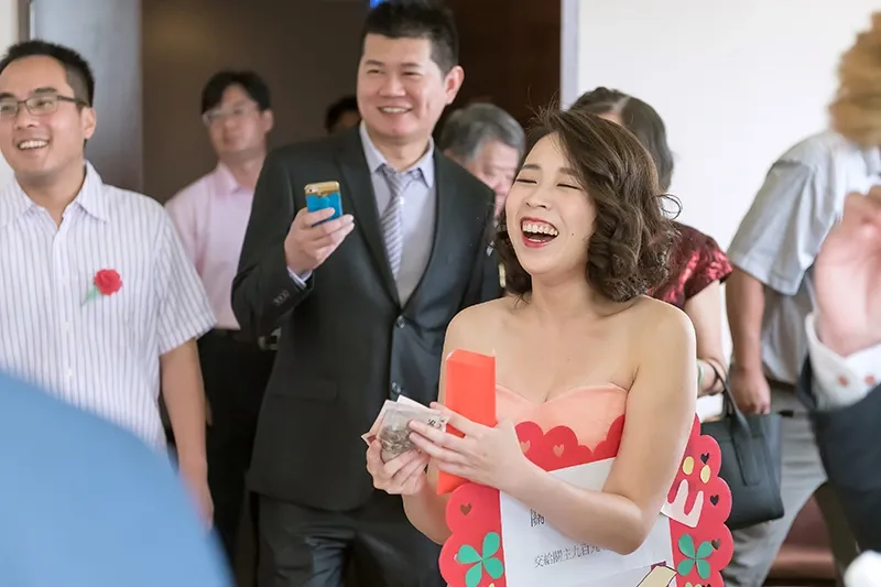 高雄婚攝-white wedding白色婚禮手工婚紗-蓮潭國際會館-聯上大飯店（晶綺盛宴）-036