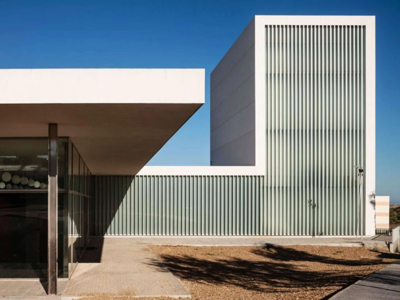 Municipal Theater by Estudio de Arquitectura Javier Terrados