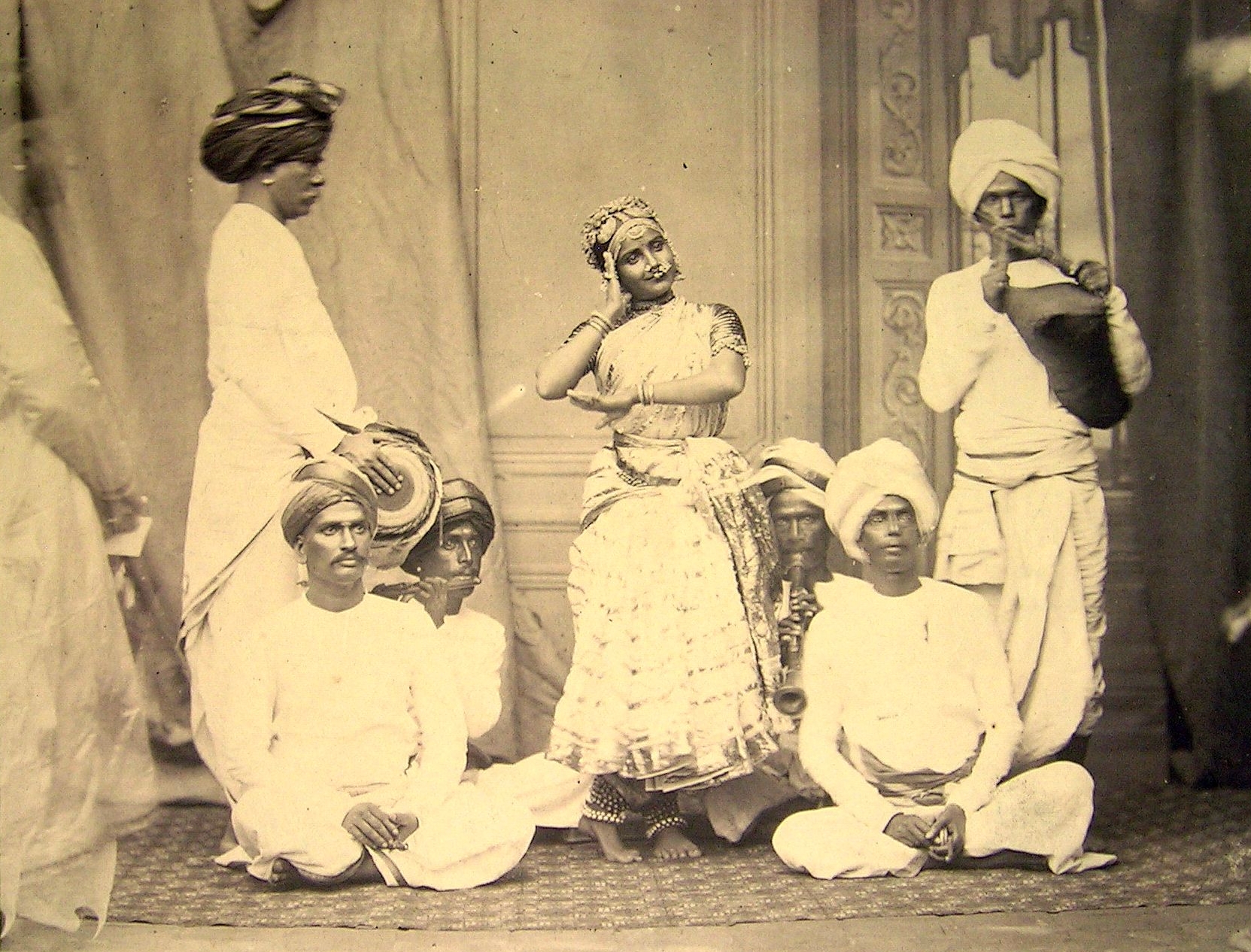 Tanjore Gnyana [Famous Sadir (Sadir) Attam (Bharathanatyam) Dancer], Thanjavur, Tamil Nadu, India | Rare & Old Vintage Photos (1875)