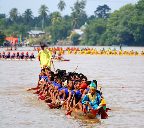 Pacu Jalur Khasanah Budaya Kuantan Singingi