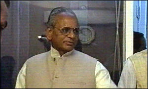 Former Uttar Pradesh chief minister and BJP vice-president Kalyan Singh on Tuesday quit the BJP party