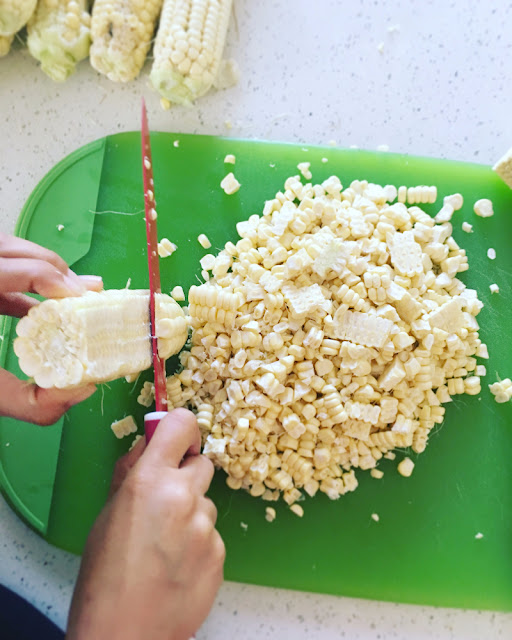 Pastel de elote con rajas