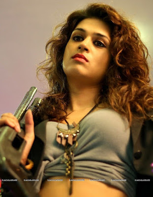 Shraddha Das Hot Bikini Wallpapers 