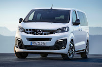 Opel Zafira Life (2019) Front Side