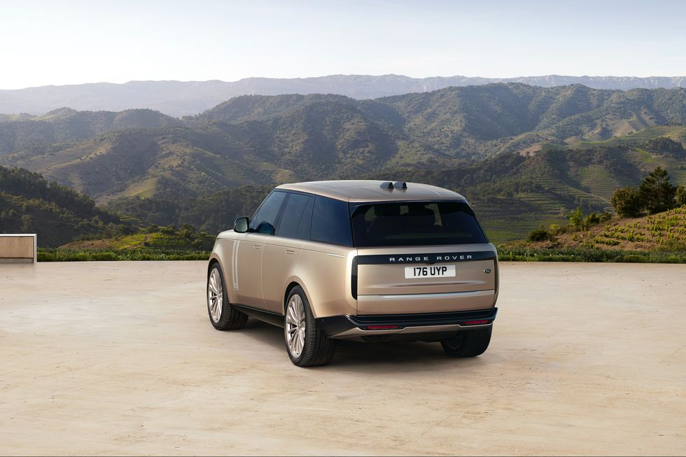 The Luxurious 2022 Range Rover | Full details inside