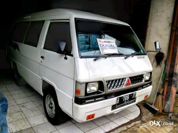 INFO MINIBUS BEKAS : DIJUAL L300 WAGON MURAH BINGIT - JAKARTA - LAPAK