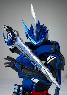 Tokusha Damashii: Kamen Rider Blades - Lion Senki Form