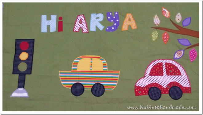 Sarung Bantal Cinta Aplikasi Mobil