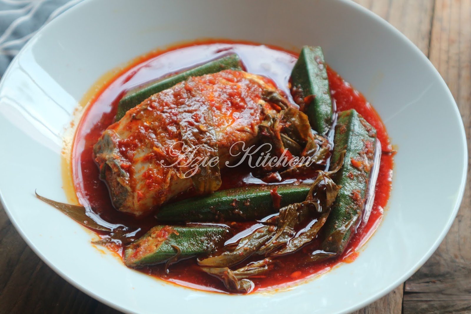 Asam Pedas Melaka Ikan Parang - Azie Kitchen