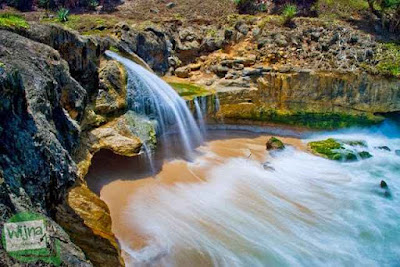 pantai air terjun