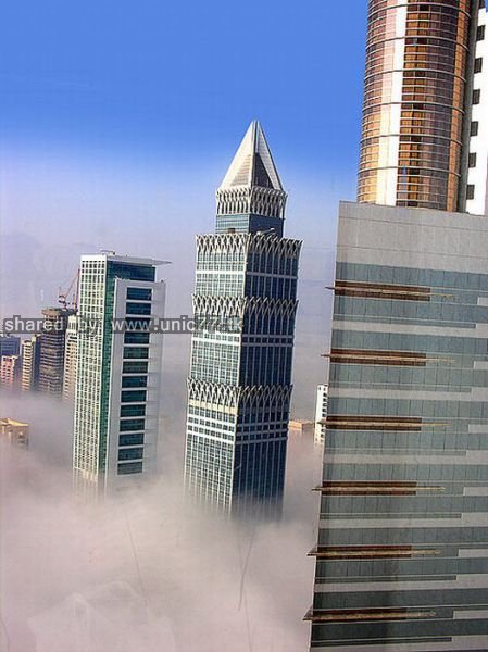 a_foggy_dubai_640_07.jpg (449×600)