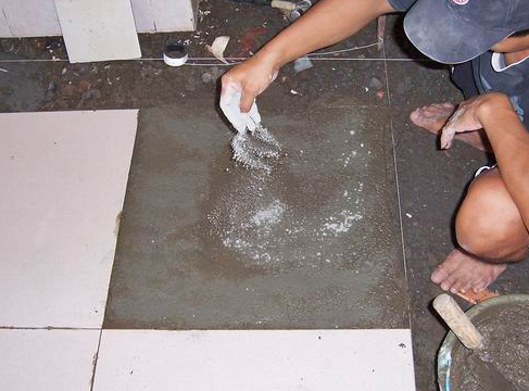JumpinJack Cara Mengganti Keramik  Lantai untuk Kamar Mandi