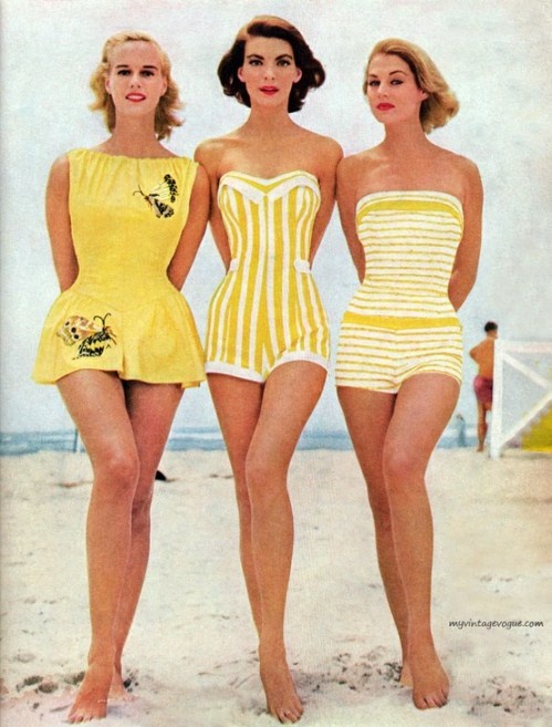 Le passé dans le rétro  Vintage swimwear, Vintage fashion photography,  Modest swimwear