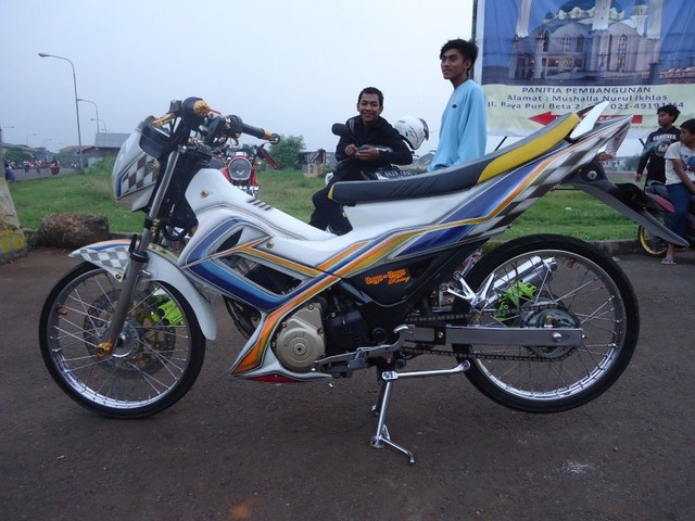 Foto Modifikasi Suzuki SATRIA F150 Hyper Underbone 