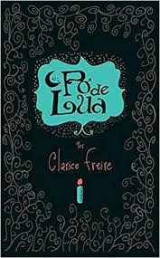 É um livro de poesias, cheio de ilustrações lindíssimas, que te fazem viajar como se você realmente estivesse passeando pela lua – emocionalmente falando. Esse livro é de longe um dos meus favoritos e não é porque é uma leitura aparentemente simples que não é uma leitura significativa. Muito pelo contrário. Esse livro te faz ter sensações tão plenas com tão poucas páginas que a vontade que dá é de poder tomar uma dose diária dele.