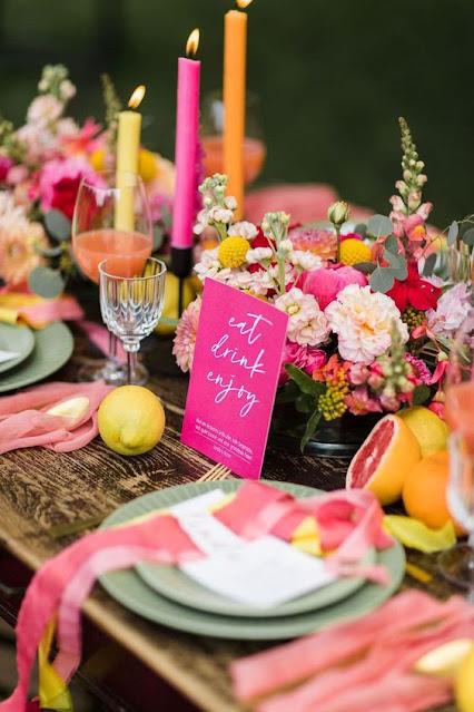 Des tables de mariages printaniers