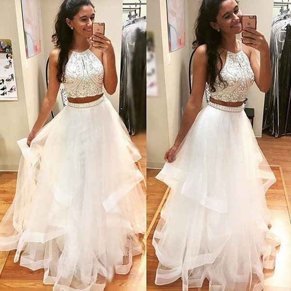  http://www.lisadress.co.uk/2017-two-piece-white-prom-dresses-p-43733.html