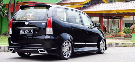 Modifikasi Avanza Hitam Ceper Gaul | JDM-Modifikasi