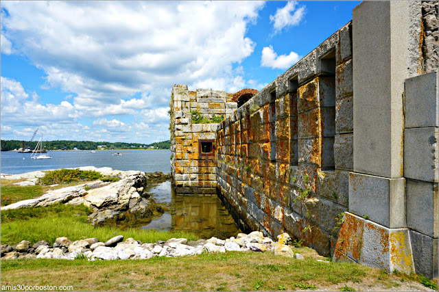 Exterior del Fuerte Fort Popham en Phippsburg, Maine