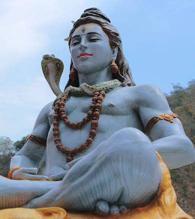 Why People workship Lord Shiva In Saavan ?